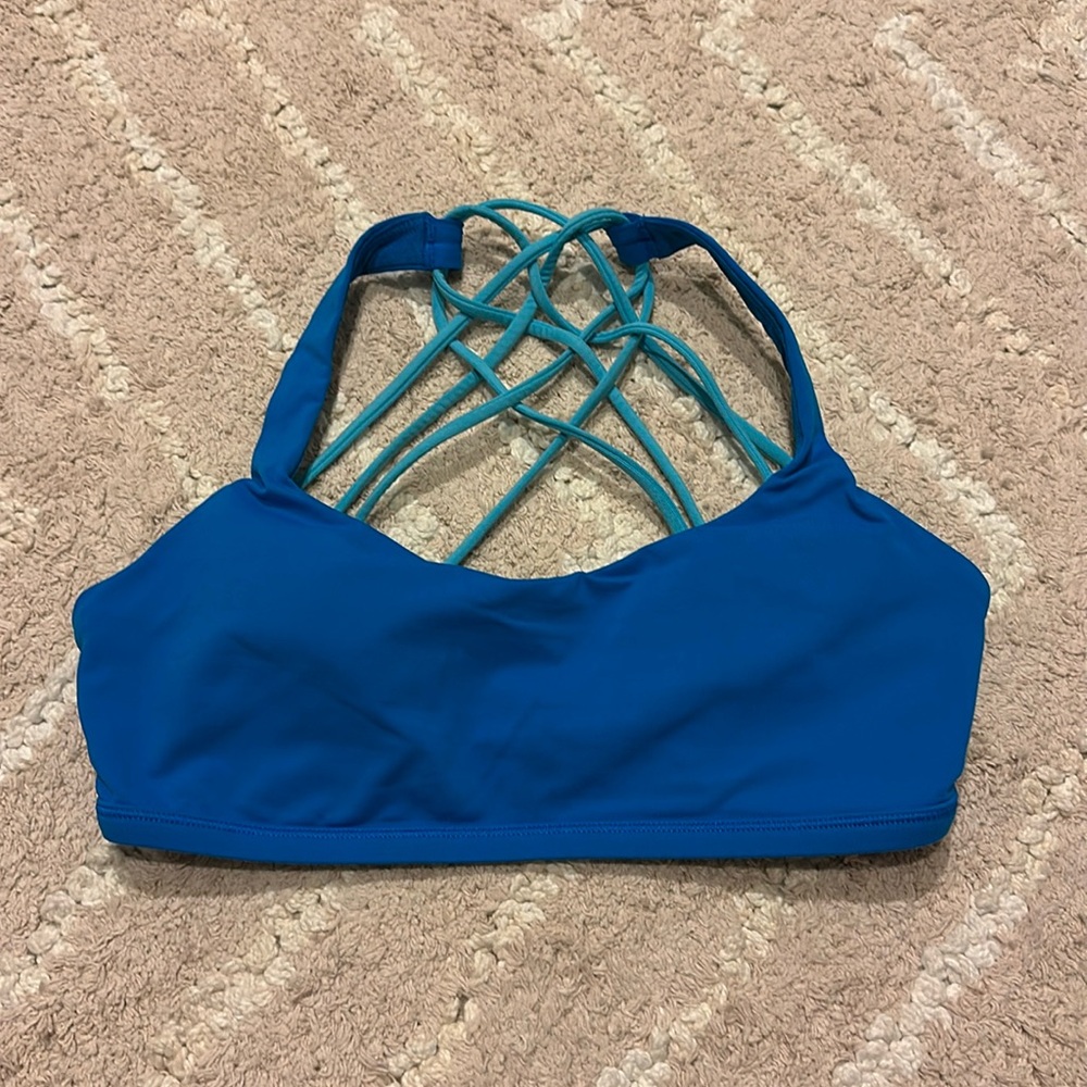 Lululemon free to be wild bra (size 6 poolside / electric turquoise)